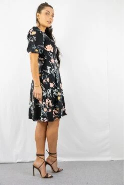 Signage Round Neck Short Puff Sleeve Midi Dress -Yumi Clothing Shop 4Fc8ZqRo 15678