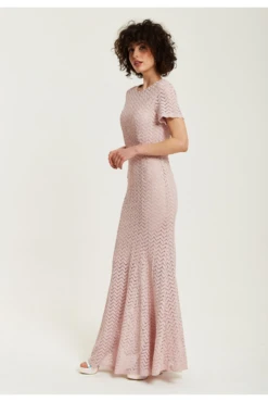 Liquorish Light Pink Lace Maxi Dress With Open Back Detail -Yumi Clothing Shop 5oVUi0Ve 15750