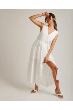 Dusty Pink Textured Broderie Hem Wrapped Dress | White -Yumi Clothing Shop 8jFkZnZE 11574