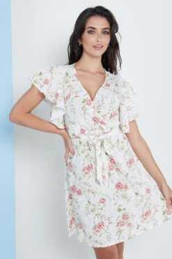 Lilura London Angel Sleeves Wrap Dress In White Floral Print -Yumi Clothing Shop 9OJ2KXh6 15709