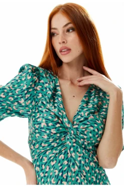 Liquorish Stroke Print Knot Front Dress In Green -Yumi Clothing Shop 9tfKms6x 11666