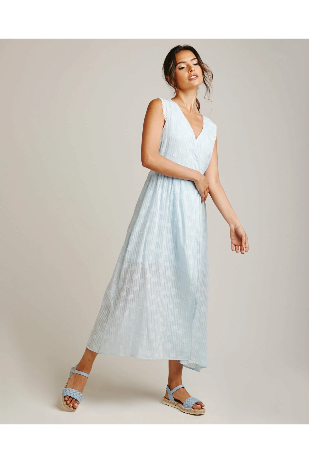 Dusty Pink Textured Broderie Hem Wrapped Dress | Blue 1 Dusty Pink Textured Broderie Hem Wrapped Dress | Blue