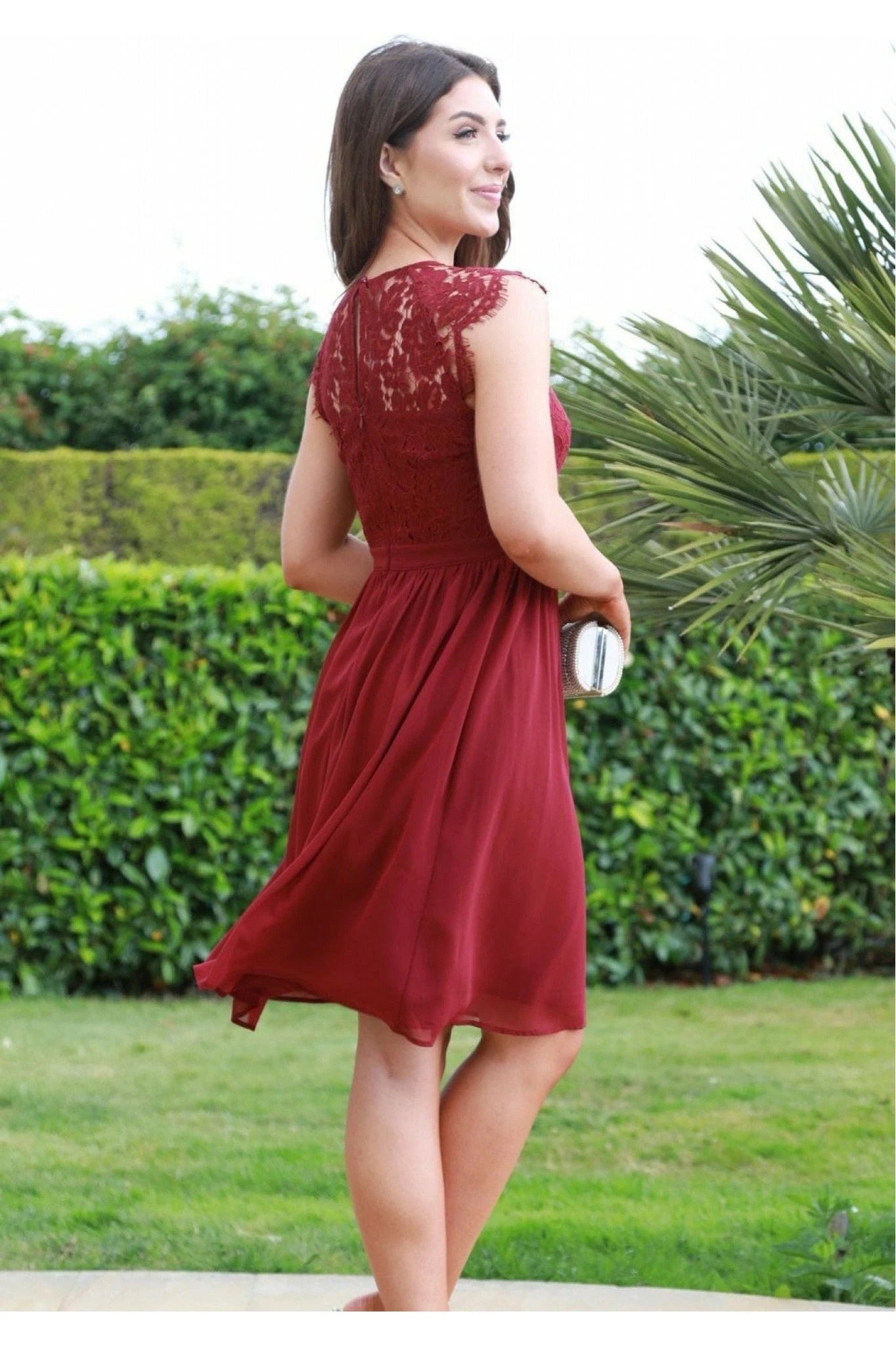 Double Second Red Scallop Edge Sleeveless Lace Dress 3 Double Second Red Scallop Edge Sleeveless Lace Dress - Image 3