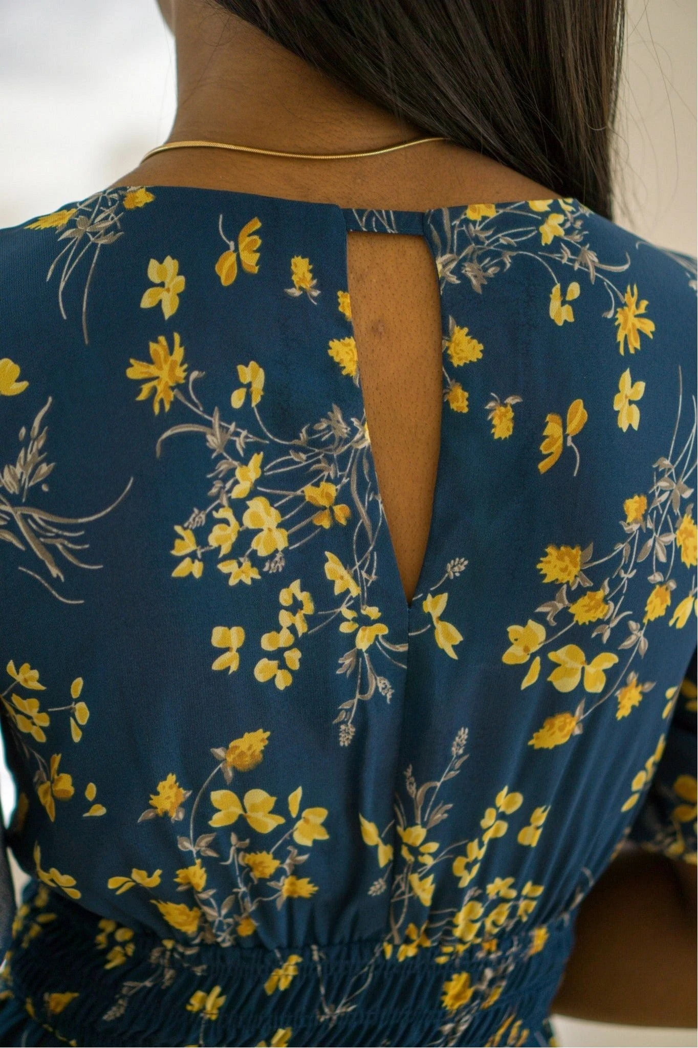 Double Second Chiffon V-neck Shirred Waist Dress 6 Double Second Chiffon V-neck Shirred Waist Dress - Image 6