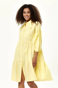 Liquorish Oversized Shirt Dress In Yellow