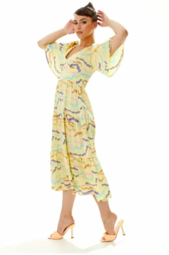 Liquorish Abstract Zebra Print Kimono Sleeves Midi Dress -Yumi Clothing Shop N6xjW0SE 10684