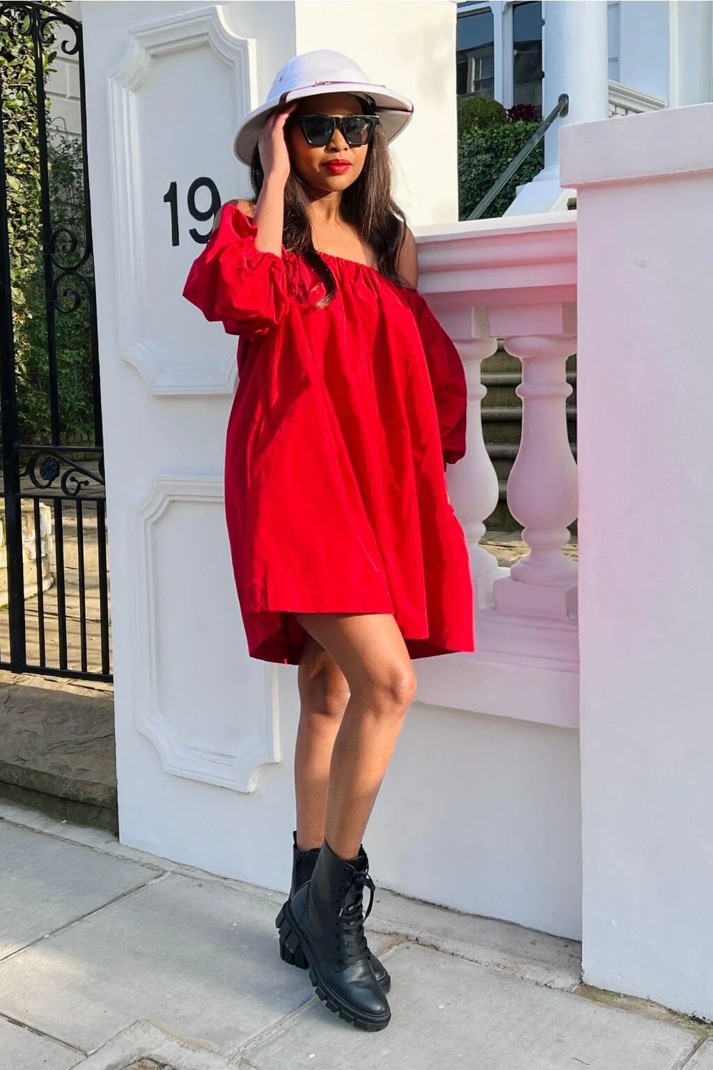Setsofran London Red Off Shoulder Dress 2 Setsofran London Red Off Shoulder Dress - Image 2