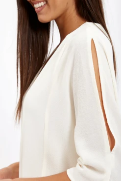 Liquorish Divine White Relaxed Fit Midi Dress With Pockets -Yumi Clothing Shop VafJYrgp 8333