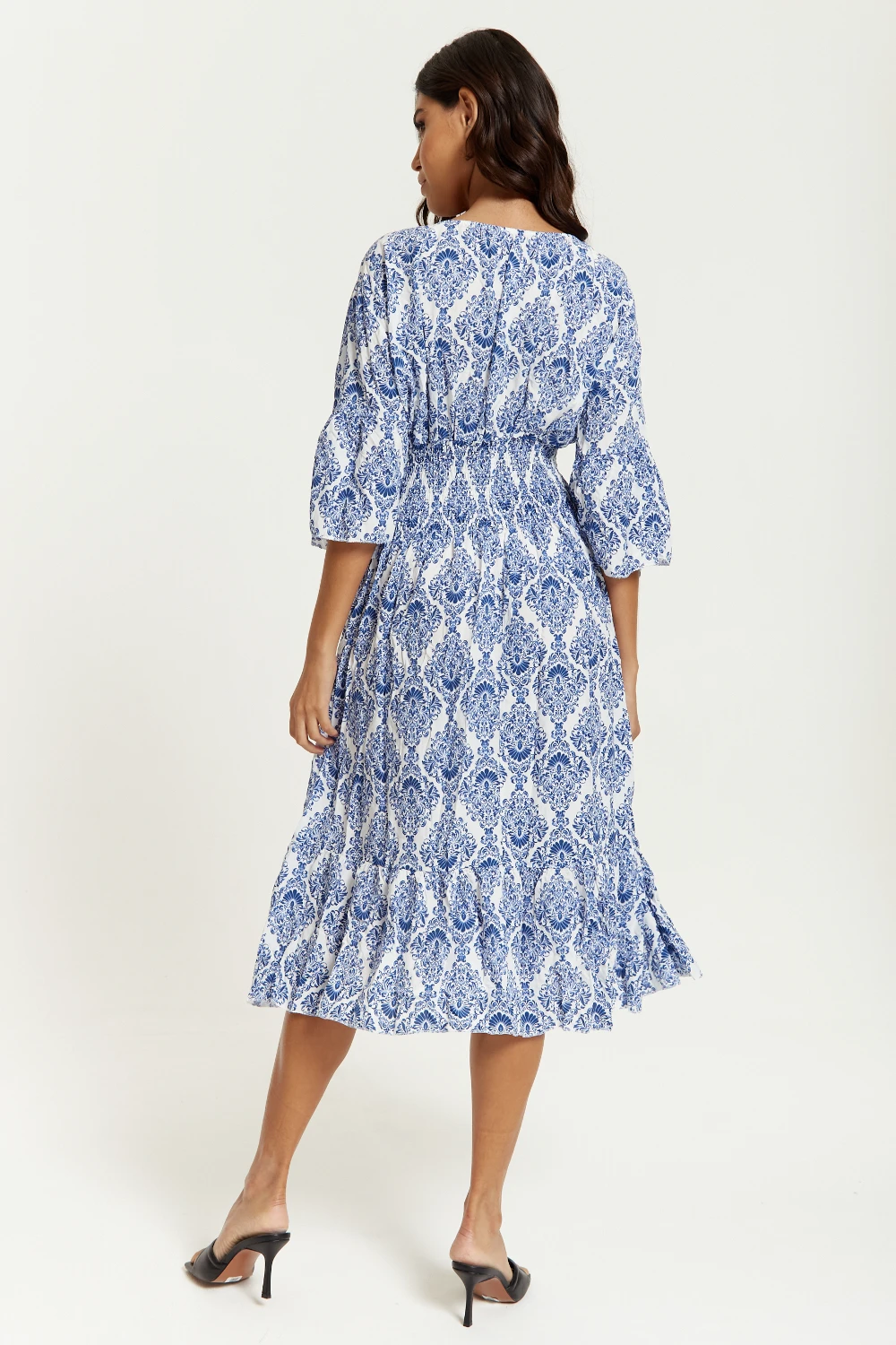 Hoxton Gal Oversized V Neck Detailed Printed Midi Dress 3 Hoxton Gal Oversized V Neck Detailed Printed Midi Dress - Image 3