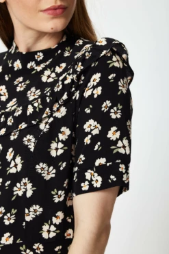 Liquorish Black Floral Mini Dress With Frill Details -Yumi Clothing Shop cGtGj8we 8388