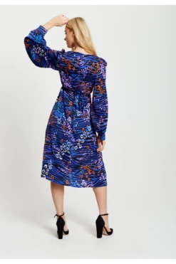 Liquorish Vivid Zebra Print Midi Dress With Front Slit -Yumi Clothing Shop cNIhWodZ 13003