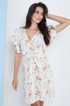 Lilura London Angel Sleeves Wrap Dress In White Floral Print -Yumi Clothing Shop gS0pSfmb 15709