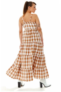 Liquorish Gingham Print Maxi Dress In Brown And White -Yumi Clothing Shop hj2FXaqq 10694