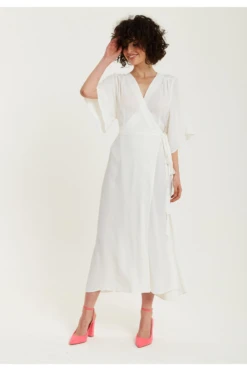 Liquorish Midi Wrap Dress In White -Yumi Clothing Shop j0MLYgYb 15751