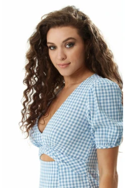 Liquorish Gingham Cut Out Front Midi Dress In Bluewhite 9 Liquorish Gingham Cut Out Front Midi Dress In Bluewhite -Yumi Clothing Shop nl3uXpZv 10076