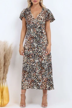 Lilura London Wrap Front Split Leg Maxi Dress In Multi Print 8 Lilura London Wrap Front Split Leg Maxi Dress In Multi Print -Yumi Clothing Shop opm4qh8D 10613
