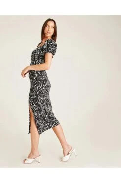 Dusty Pink Animal Print Front Slit Midi Dress | Black 7 Dusty Pink Animal Print Front Slit Midi Dress | Black -Yumi Clothing Shop pjRuzblh 12026