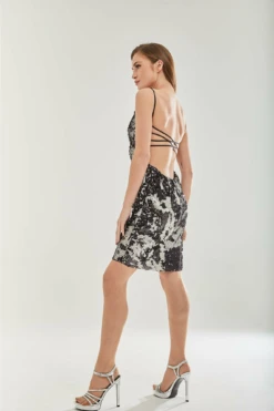 Liquorish Mini Sequin Dress With Open Back -Yumi Clothing Shop vSBVaDGZ 8718